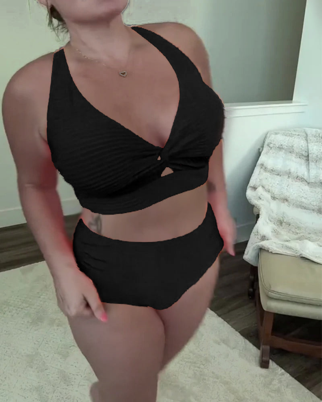 Relaxed triangle bikini